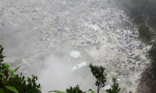 Zdjcie INDONEZJA / Jawa / Tangkuban Perahu / krater Domas