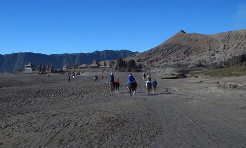 Zdjcie INDONEZJA / Jawa / kaldera Tengger / wejcie na wulkan Bromo