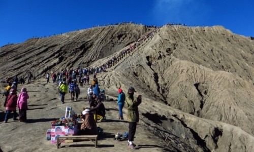 Zdjecie INDONEZJA / Jawa / kaldera Tengger / wejcie na wulkan Bromo
