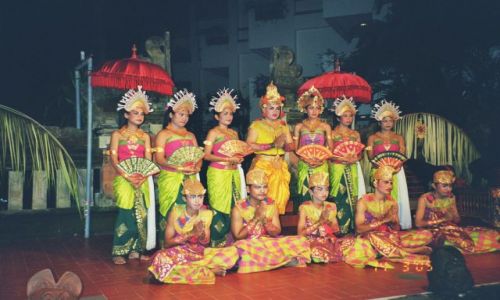 Zdjecie INDONEZJA / Bali / Nusa Dua / balijski zespol
