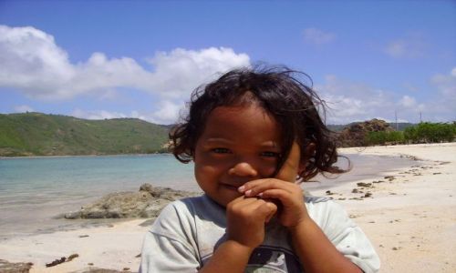 Zdjcie INDONEZJA / wyspa Lombok / wioska Kuta Beach / niemiaa