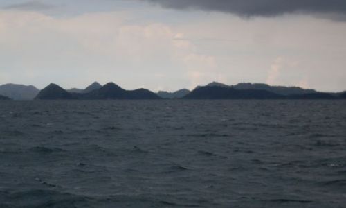 Zdjęcie INDONEZJA / Flores / Labuanbajo, okolice / ... burza...