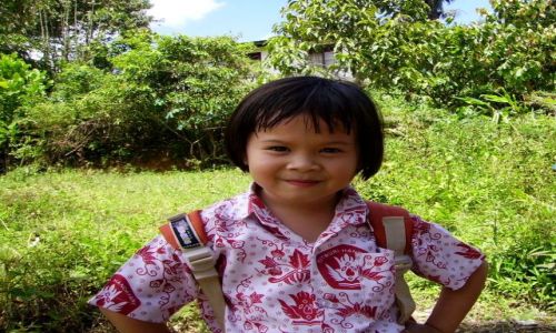 Zdjcie INDONEZJA / Sulawesi Poudniowe / okolice Rantepao / odwana i wesoa