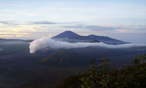 Zdjecie INDONEZJA / Jawa / Narodowy Park Wulkanw / Batok,Bromo i Semeru