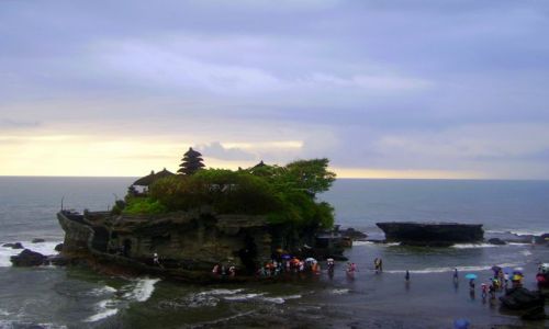 Zdjecie INDONEZJA / Bali / wiatynia na morzu / witynia na morzu Tanah Lot