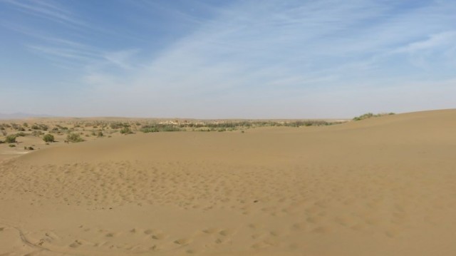 Zdj cia: Pustynia Dasht-e Kavir, Pustynia z oazą Farahzad, IRAN Zdj cia: Pustynia Dasht-e Kavir, Pustynia z oazą Farahzad, IRAN