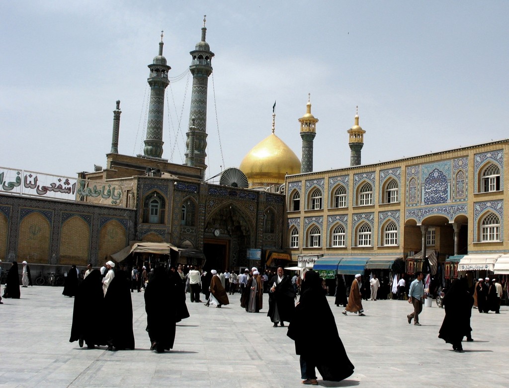 Zdjęcia: Qum, Święte miasto QUM - mauzoleum Fatimy, IRAN Zdjęcia: Qum, Święte miasto QUM - mauzoleum Fatimy, IRAN