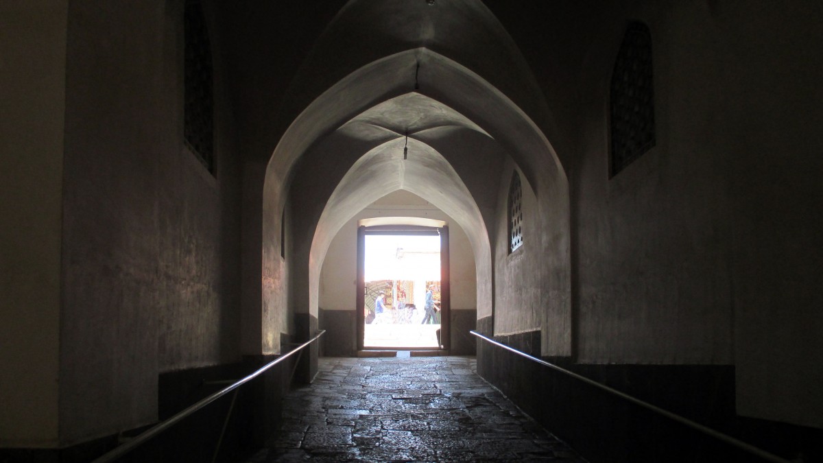 Zdjęcia: Przejście do Meczetu Piątkowego, Kerman, W stronę światła, IRAN Zdjęcia: Przejście do Meczetu Piątkowego, Kerman, W stronę światła, IRAN