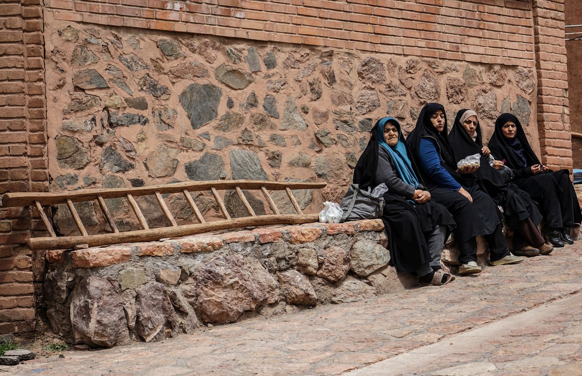 Zdjęcia: Abyaneh, płn. Iran, Czekajac..., IRAN Zdjęcia: Abyaneh, płn. Iran, Czekajac..., IRAN