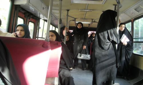 Zdjecie IRAN / - / wesoly autobus / iran