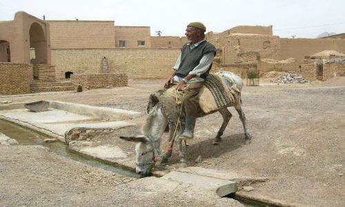 Zdjęcie IRAN / brak / Kharanaq / Irańczycy