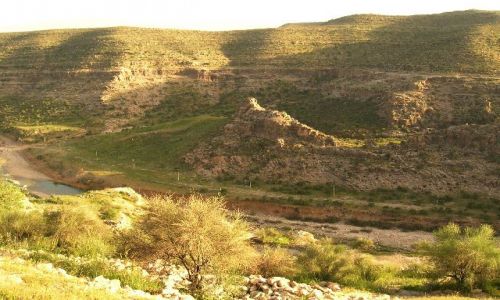 Zdjęcie IRAN / brak / okolice Firuz Abad / irańskie krajobrazy (19)