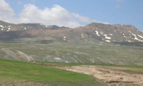 Zdjęcie IRAN / brak / trasa Zanjan Takht-e Soleiman / irańskie krajobrazy (47)