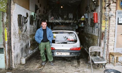 Zdjecie IRAN / brak / Srodkowo-zachodni iran / Typowy warsztat samochodowy.