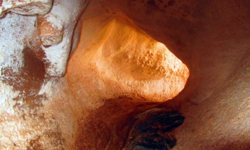 Zdjcie IRAN / Wyspa Hormoz / Rainbow Valley / Jaskinia_1