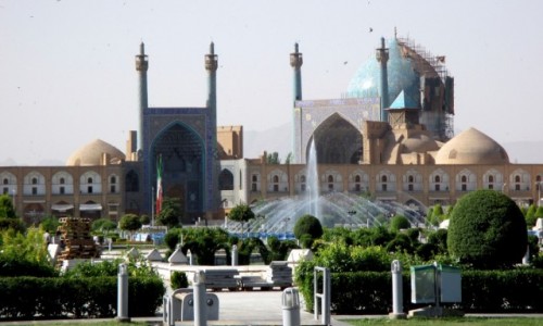 Zdjcie IRAN / Esfahan / Plac Imamma Chomeiniego / Czekajc na wiernych