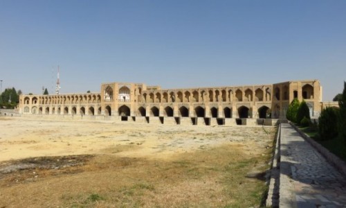 Zdjecie IRAN / - / Isfahan / Zabytkowy most Khaju