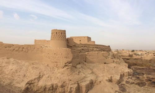 Zdjęcie IRAN / Yazd / Yazd / Zamek koło Yazd