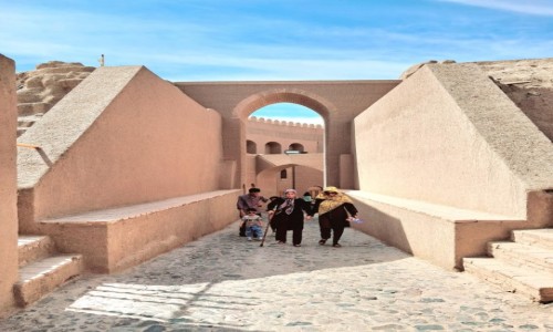 Zdjcie IRAN / Kerman / Twierdza w Bam / Brama