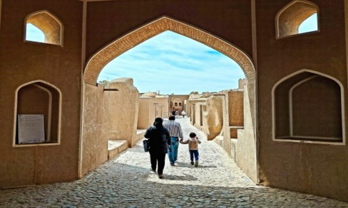 Zdjcie IRAN / Kerman / Twierdza w Bam / W drodze