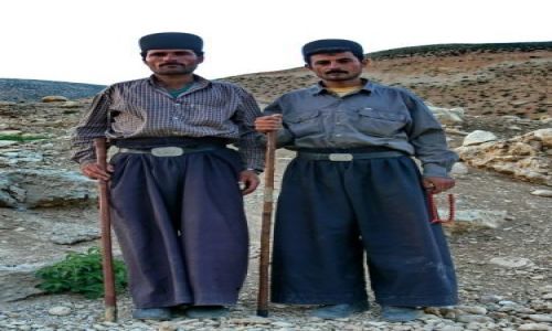 Zdjęcie IRAN / Góry Zardkuh / Okolice szczytu Kolongczin / Nomadzi Bakthyiari