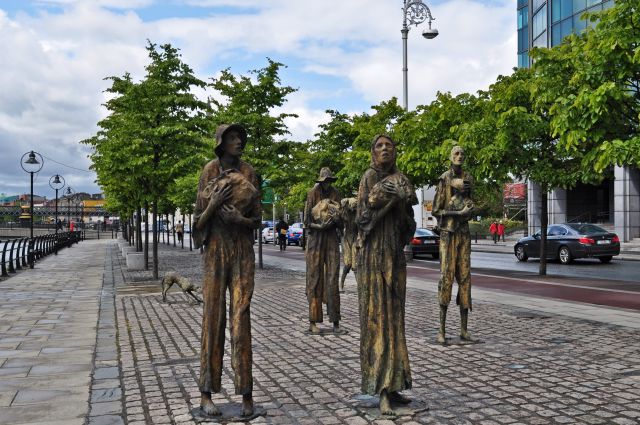 Zdjęcia: Dublin, Famine Memorial(Pomnik Głodu), IRLANDIA Zdjęcia: Dublin, Famine Memorial(Pomnik Głodu), IRLANDIA