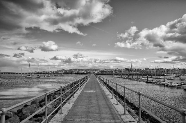 Zdjęcia: Dun Laoghaire, Droga przez port, IRLANDIA Zdjęcia: Dun Laoghaire, Droga przez port, IRLANDIA