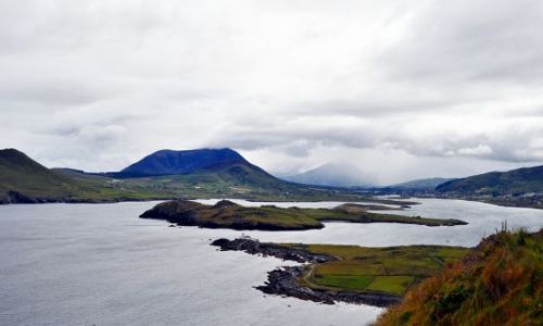Zdjęcie IRLANDIA / - / Valencia Island / Widok na wysepki