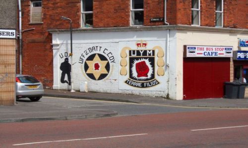 Zdjęcie IRLANDIA / IRLANDIA POLNOCNA, ULSTER / BELFAST / MURAL Z DZIELNICY SHANKILL
