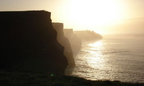 Zdjęcie IRLANDIA / - / CLIFFS OF MOHER / KLIFY W SŁOŃCU