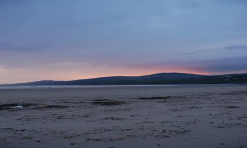Zdjęcie IRLANDIA / - / Dingle. / Podsiwietlone.