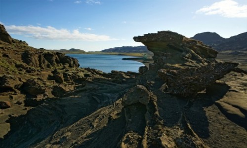 Zdj�cie IRLANDIA / Kleifarvatn  / . / Formy ska� wylkanicznych