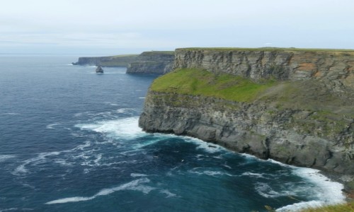 Zdjcie IRLANDIA / Hrabstwo Clare / Klify Moheru / Widok od strony wiey Hags Head