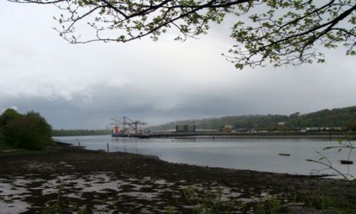 Zdjęcie IRLANDIA /  hrabstwo Cork / CORK / Cork - rzeka Lee.