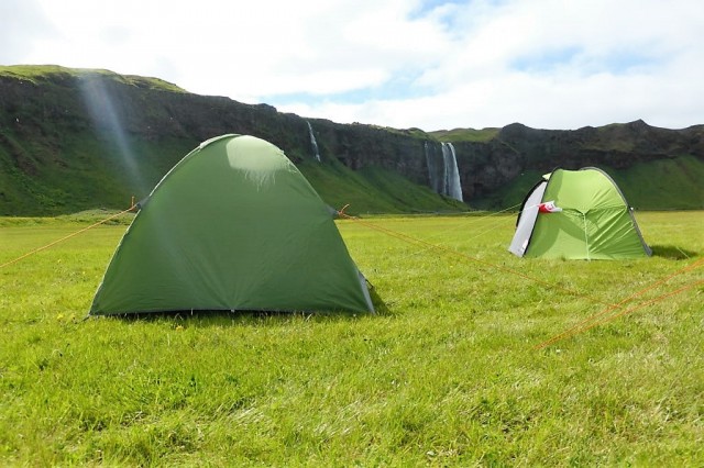 Zdj cia: Islandia, Islandia, Seljalandsfoss i nasze przenośne domki, ISLANDIA Zdj cia: Islandia, Islandia, Seljalandsfoss i nasze przenośne domki, ISLANDIA