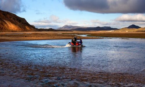 ISLANDIA / - / Landmannalaugar / Landmannalaugar - Gry Tczowe.