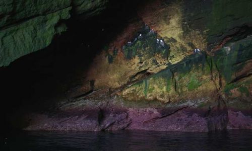 Zdjecie ISLANDIA / Wyspy Westmanw / Wyspa Heimaey / Grota