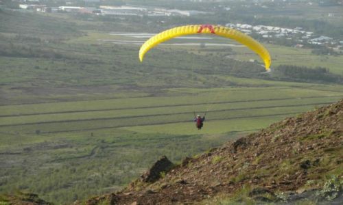 Zdjecie ISLANDIA / Reykjavik / Reykjavik / Paragliding