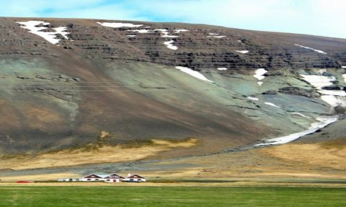 Zdjecie ISLANDIA / Zachd / ok. 200 km na pnoc od Rejkiawiku / Islandia - gdzie w interiorze