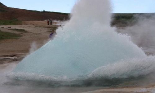 Zdjęcie ISLANDIA / brak / gejzer Strokkur / bańka wodna