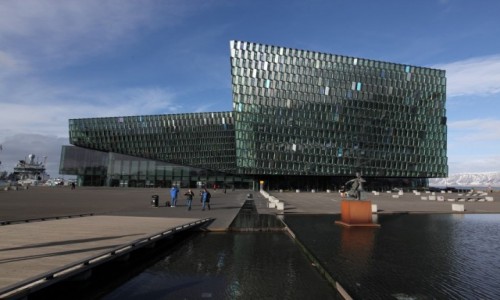 Zdjcie ISLANDIA / Reykjavik / Port / Harpa - Concert Hall