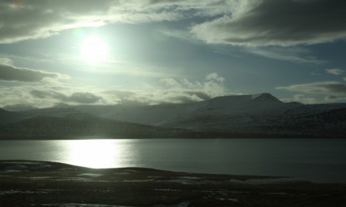 Zdjecie ISLANDIA / Reykjavik / Husafell  / O wschodzie