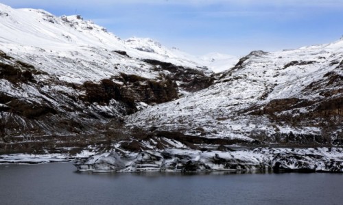 Zdjęcie ISLANDIA / Południowe wybrzeże / Okolice wulkanu Katla / Pod lodowcem Mýrdalsjökull
