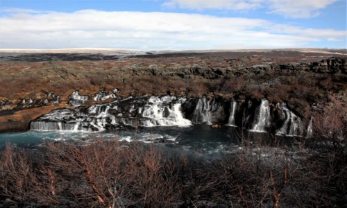 Zdjcie ISLANDIA / Reykjavik  / Husafell  / Pod Hraunfossar