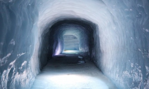 Zdjęcie ISLANDIA / Reykjavik / Park Narodowy Vatnajökull / Do wnętrza lodowca