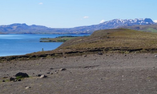 Zdjcie ISLANDIA / Thingvallavatn / Thingvellir / Soneczny dzie nad jeziorem