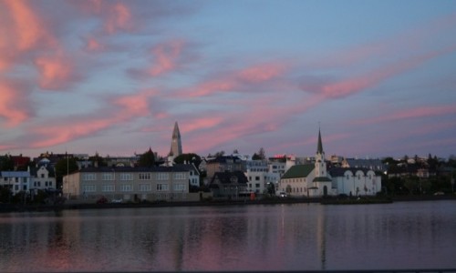 Zdjcie ISLANDIA / Reykjawik / Reykjawik / Reykjawik bia noc