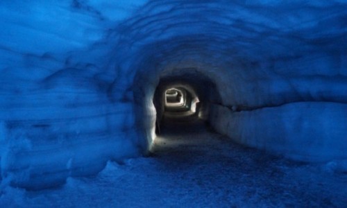 Zdjęcie ISLANDIA / Langjökull / Langjökull / Tunel w lodowcu