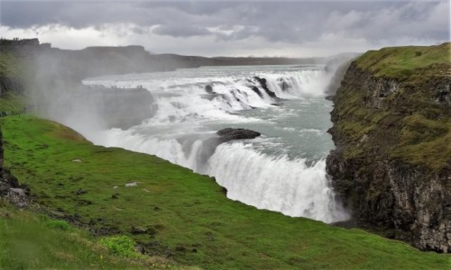 Zdjecie ISLANDIA / Golden Circle / widok z gry / Najpikniejsze wodospady Islandii: rozlegy Gullfoss