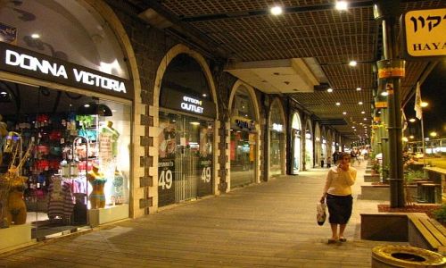 Zdjęcie IZRAEL / Galilea / Tyberiada / wieczorny spacer